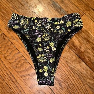 High waisted cheeky swimming bottoms